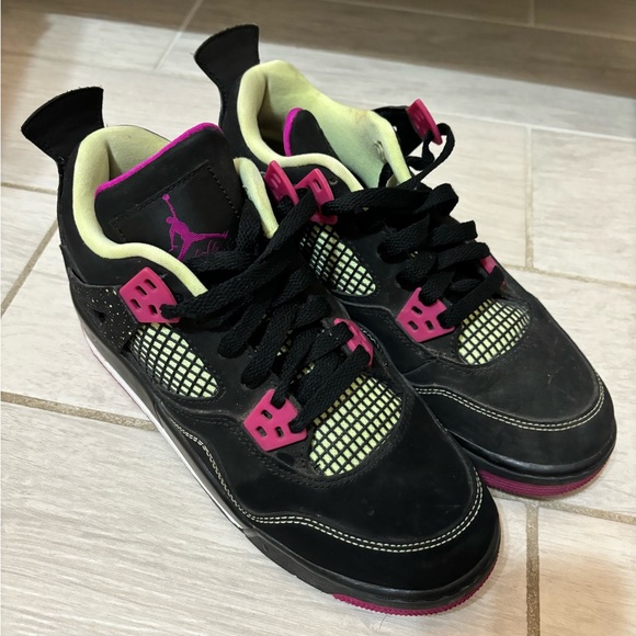Fuscia Jordan 4s - Picture 5 of 5